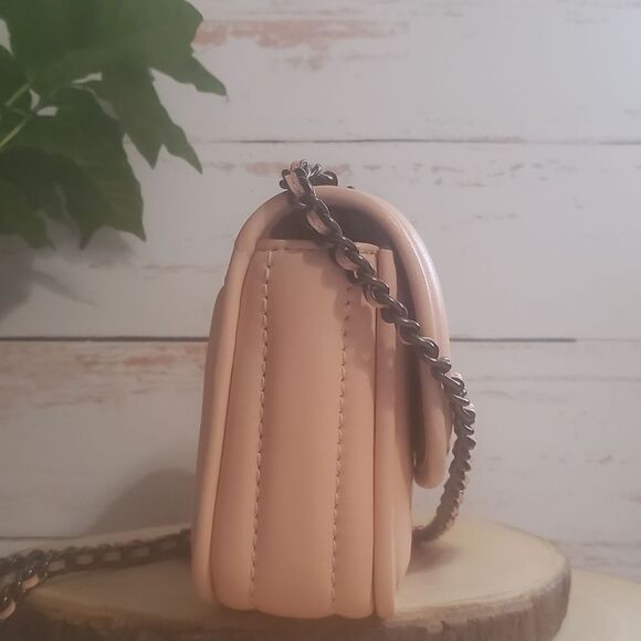 RETAIL COACH Quilted Turnlock Crossbody in Blush with Gun Metal Hardware - Picture 10 of 13